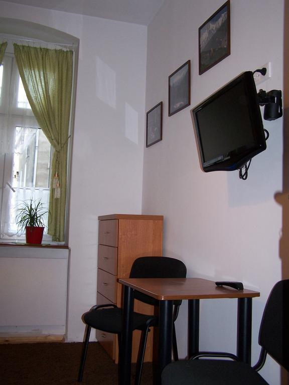 Hostel Film