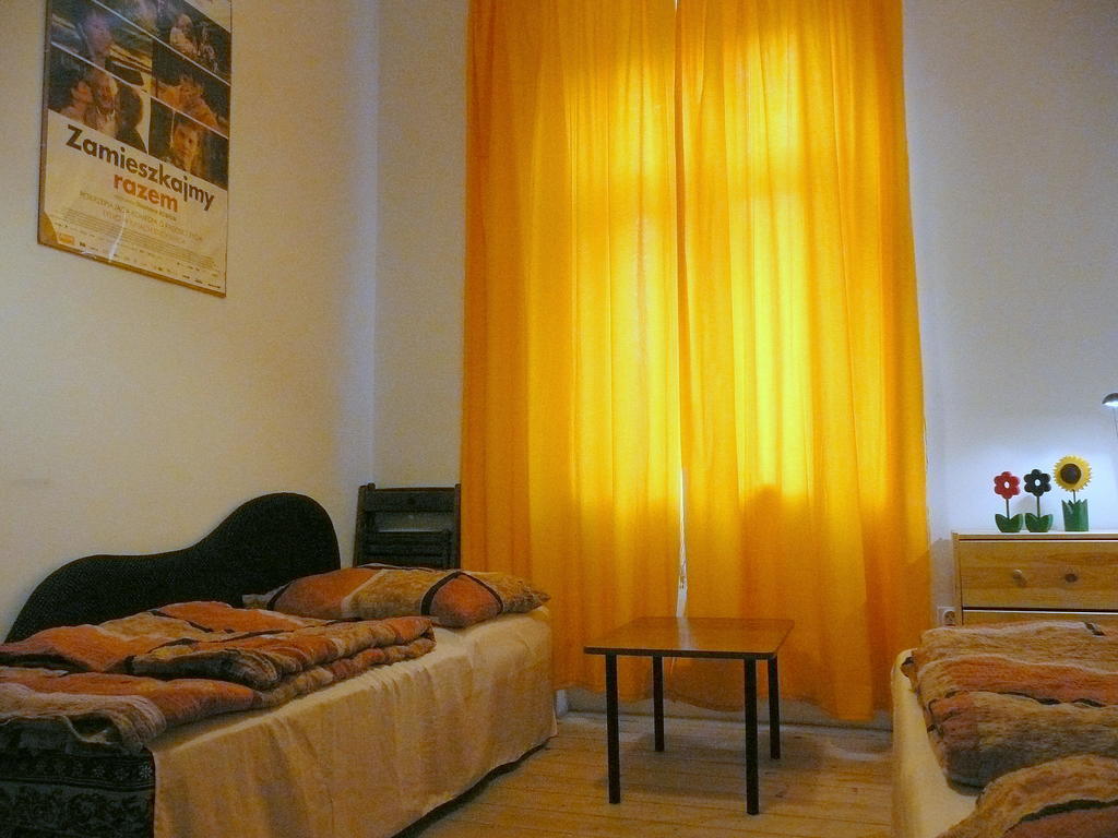 Hostel Film *