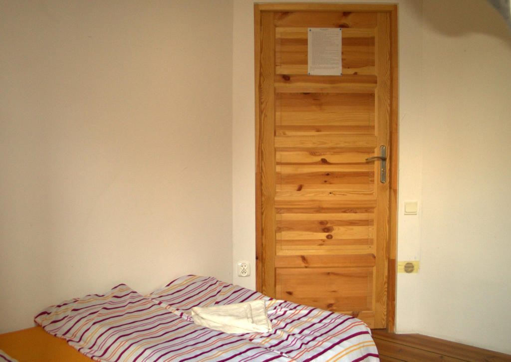 Hostel Film