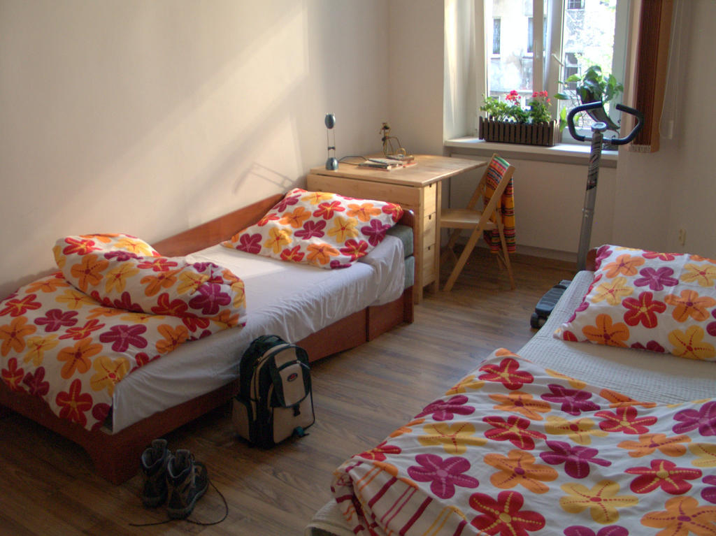 Hostel Film *